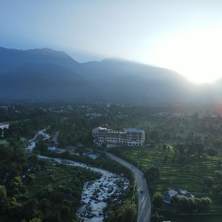 D'Polo Club & Spa Resort دارامشالا المظهر الخارجي الصورة