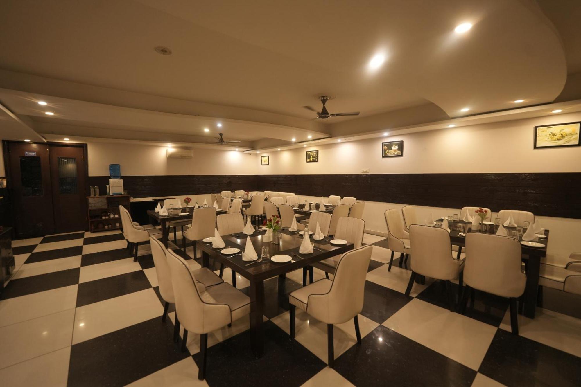 D'Polo Club & Spa Resort دارامشالا المظهر الخارجي الصورة