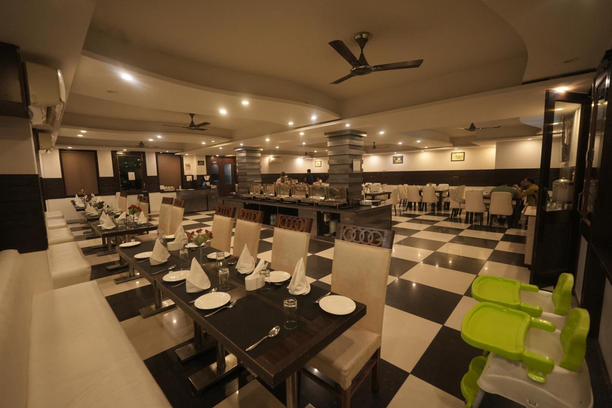 D'Polo Club & Spa Resort دارامشالا المظهر الخارجي الصورة