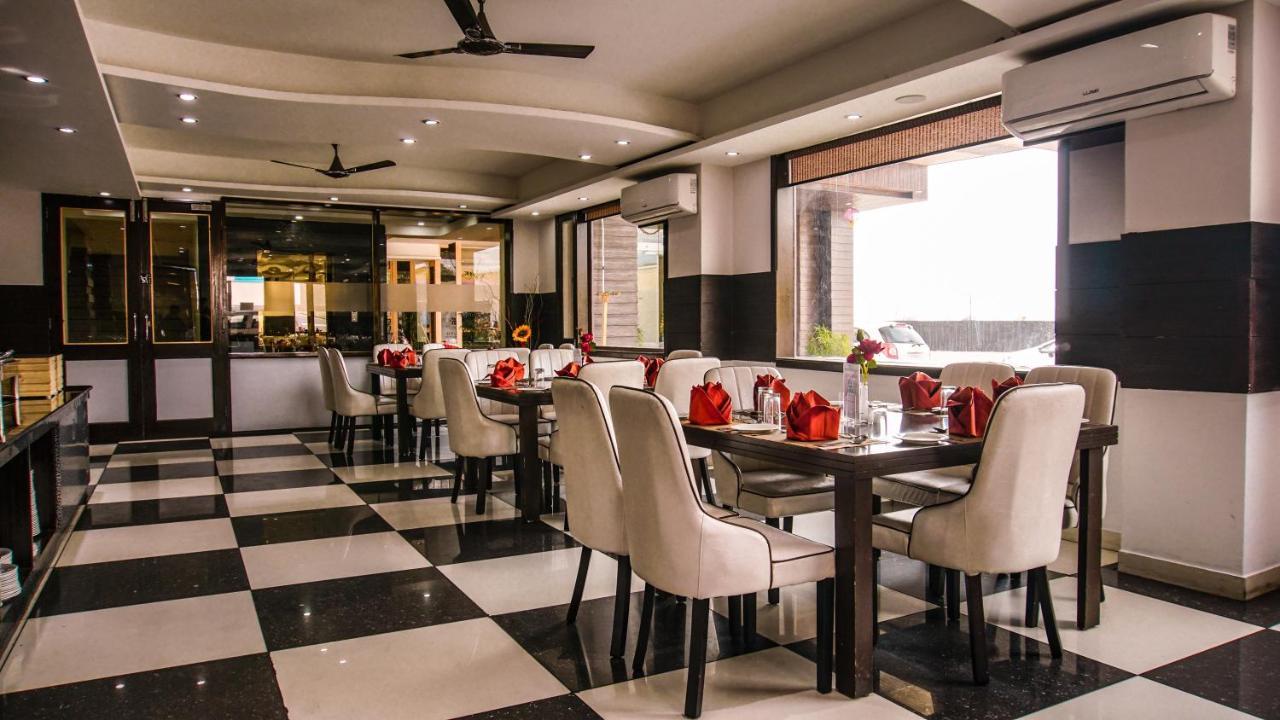 D'Polo Club & Spa Resort دارامشالا المظهر الخارجي الصورة